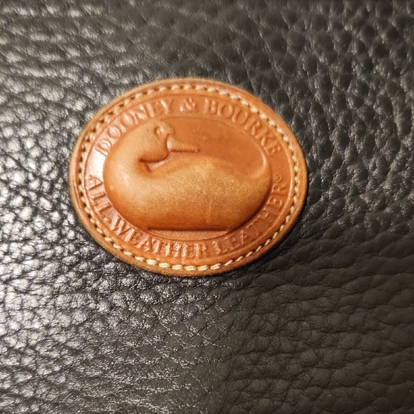 Two-Tone Leather Crossbody Bag - Picture 3 of 16